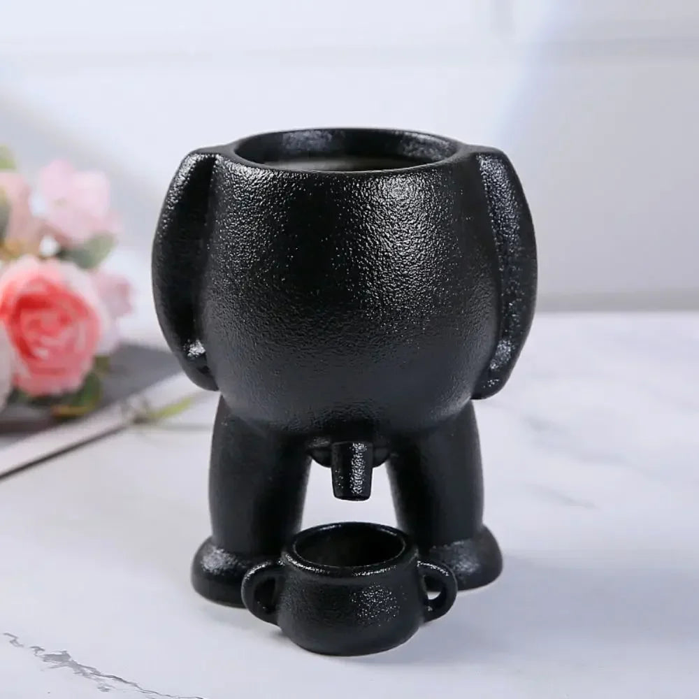 Funny Peeing Pot & Potty